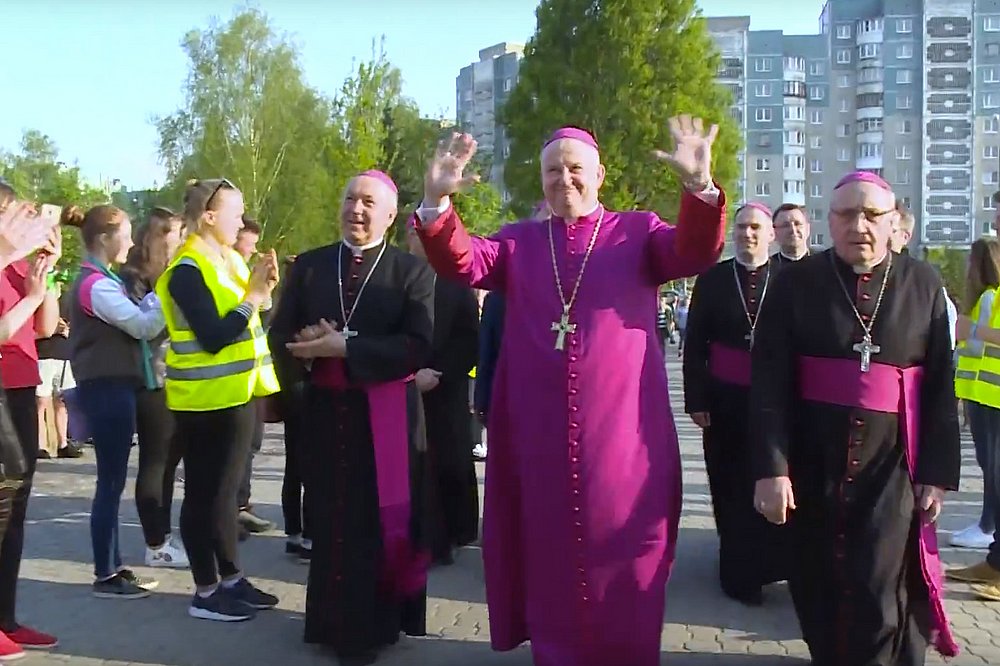 III Сустрэча моладзі Беларусі. Прывітанне ўдзельнікаў